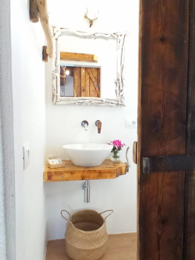 Deppy Cottage Porto Columbu - Perd'E Sali المظهر الخارجي الصورة